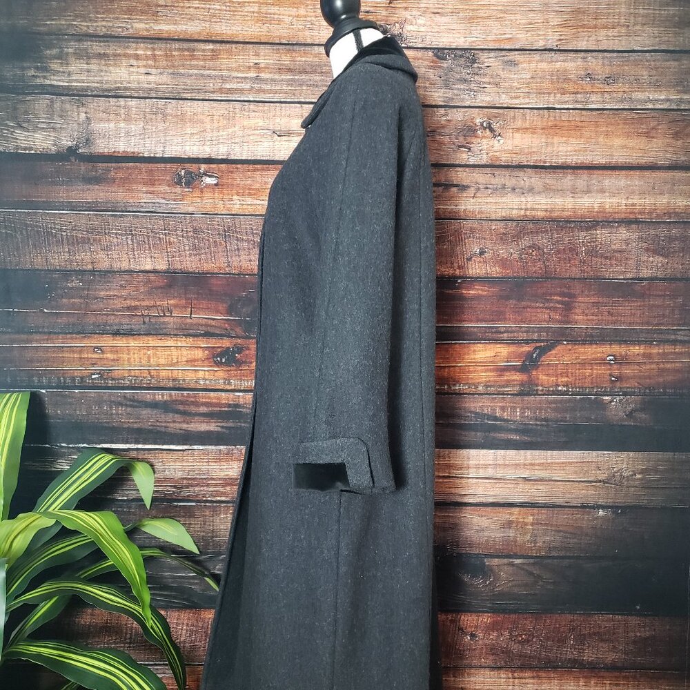 JP 1893 Vintage Large Petite Wool Overcoat Jacket Lined Charcoal Velvet Trim - Picture 4 of 9